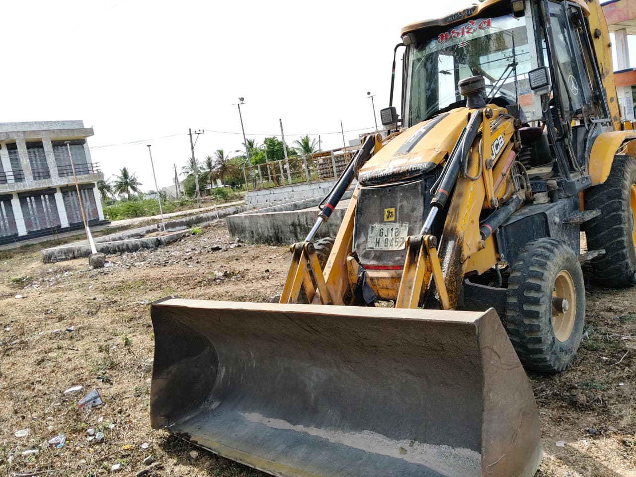 JCB BACKHOE 3DX 2013
