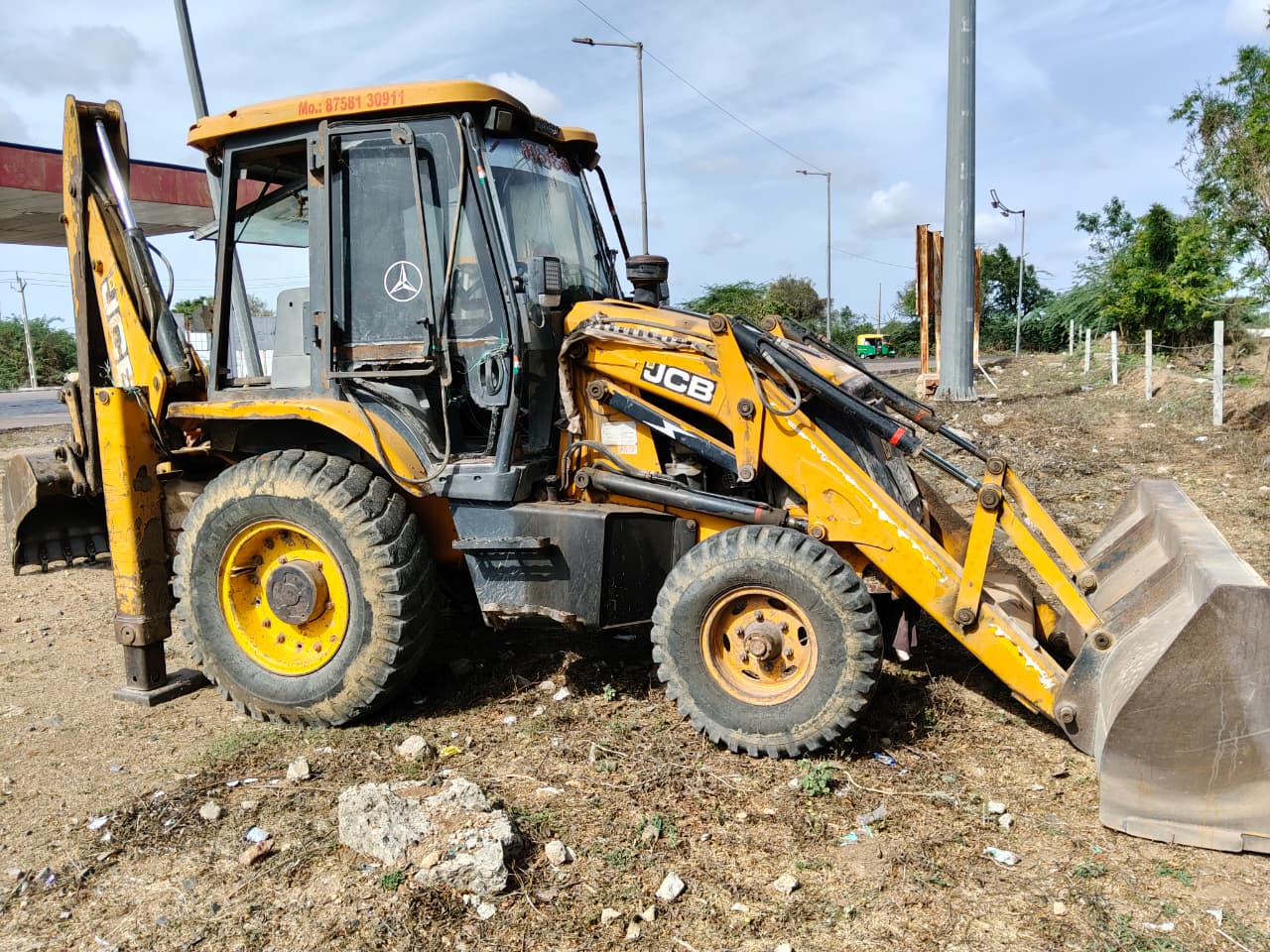 JCB BACKHOE 3DX 2013