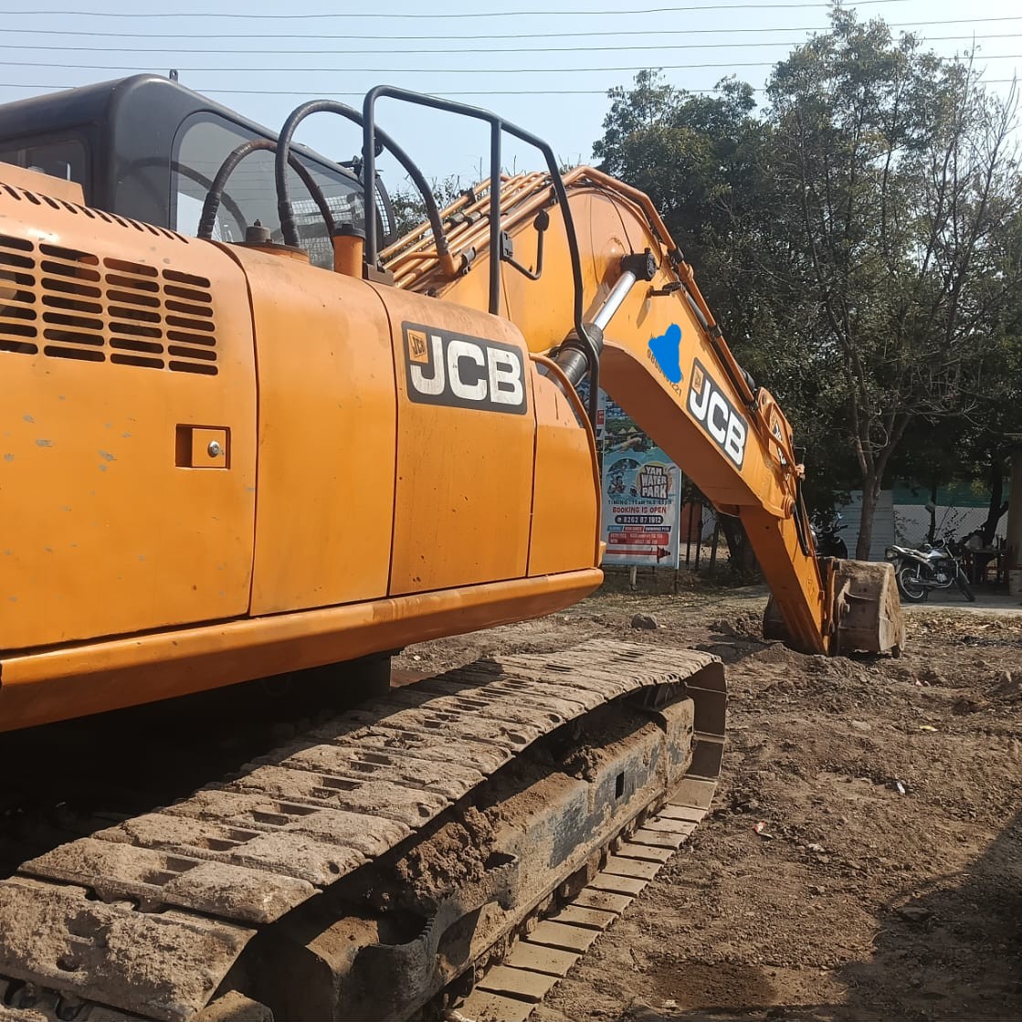 JCB EXCAVATOR NXT205 2017
