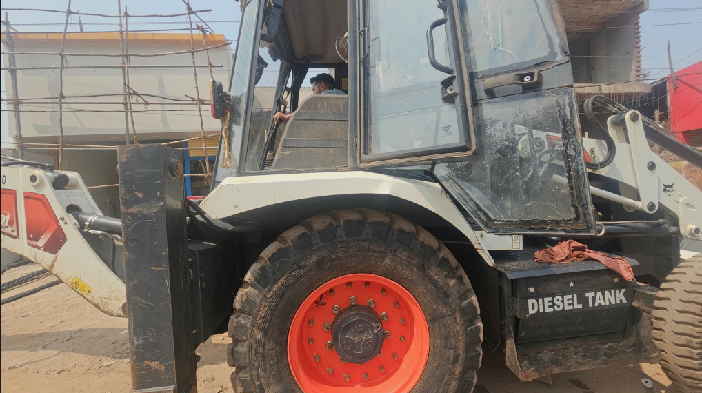 BOBCAT BACKHOE B900 2022