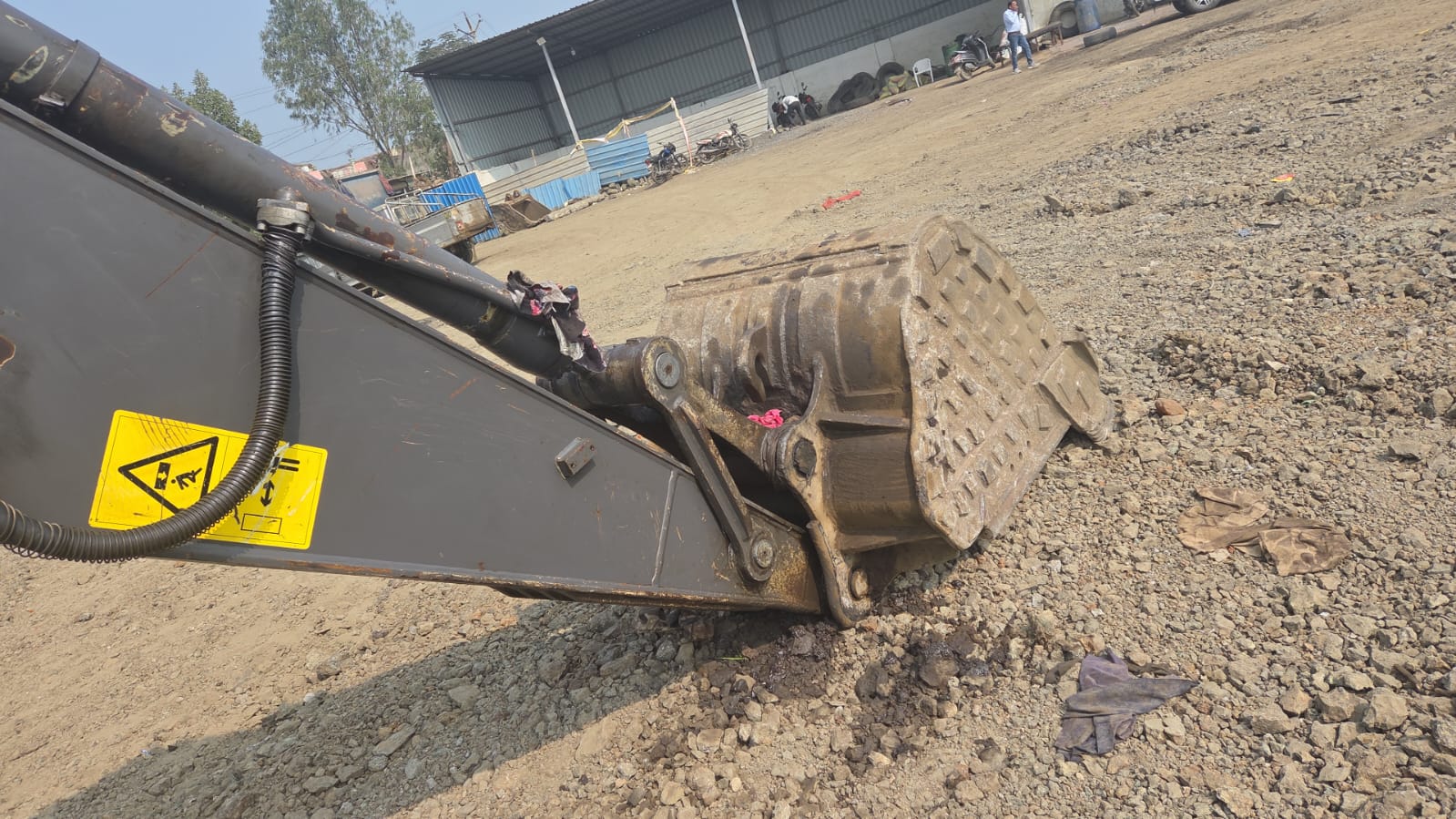 VOLVO EXCAVATOR EC210D 2019