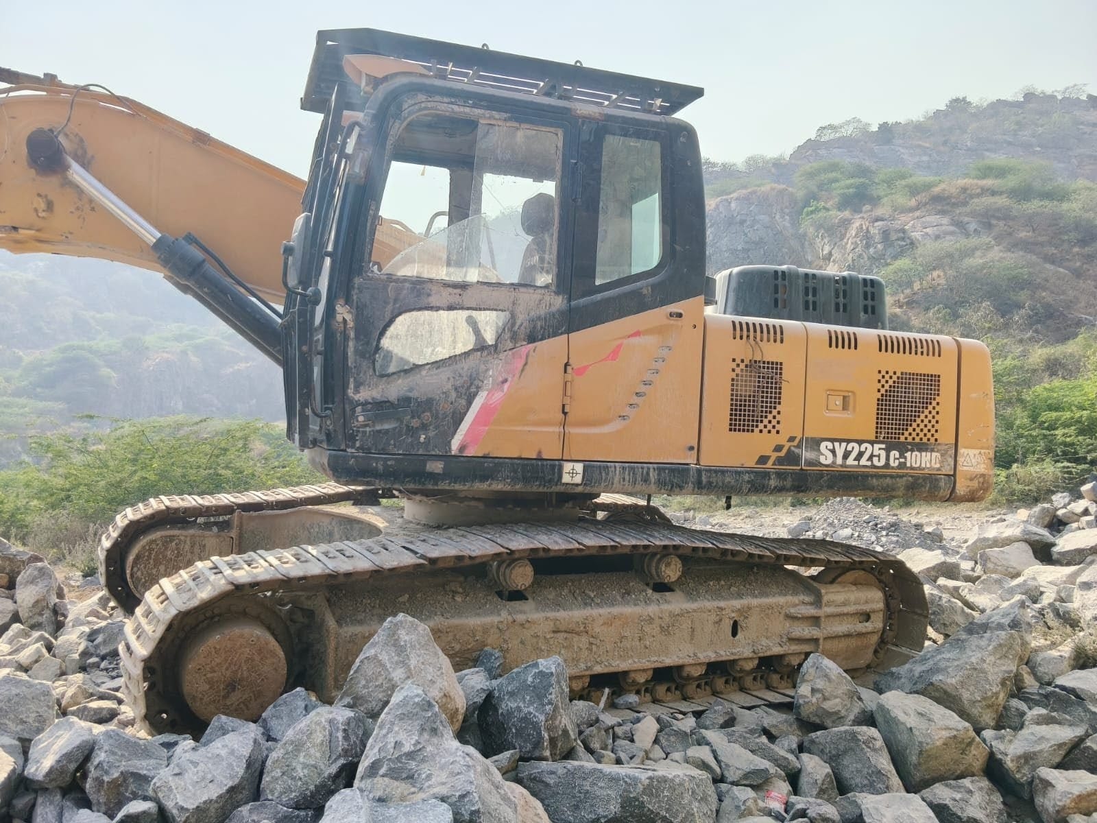 SANY EXCAVATOR 225 10 HD 2023