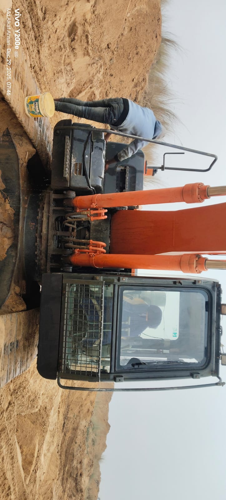 TATA HITACHI CRAWLER CRANE ZAXIS 220 LCM 2019
