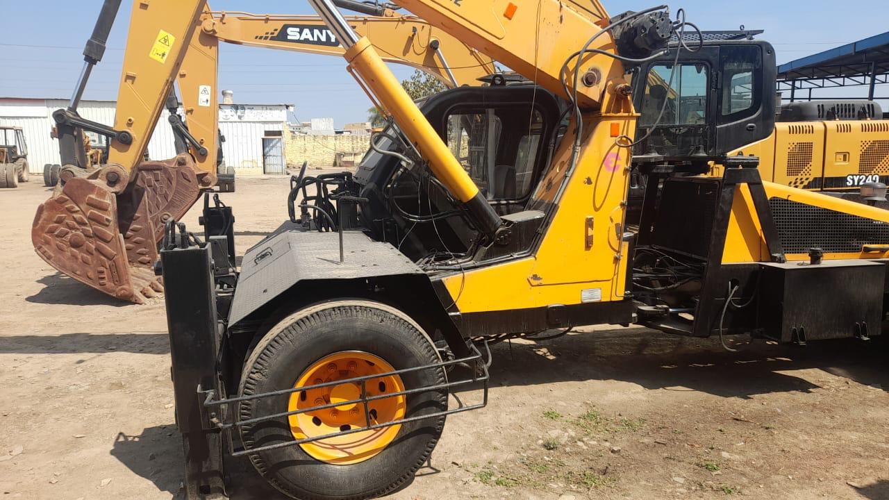 ESCORT FARANA TRX1550 2015