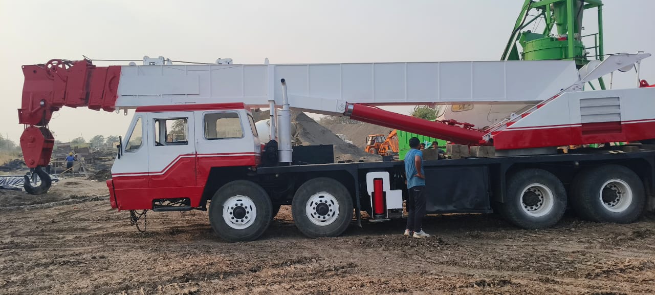 KATO TRUCK CRANE NK500E-III 2023