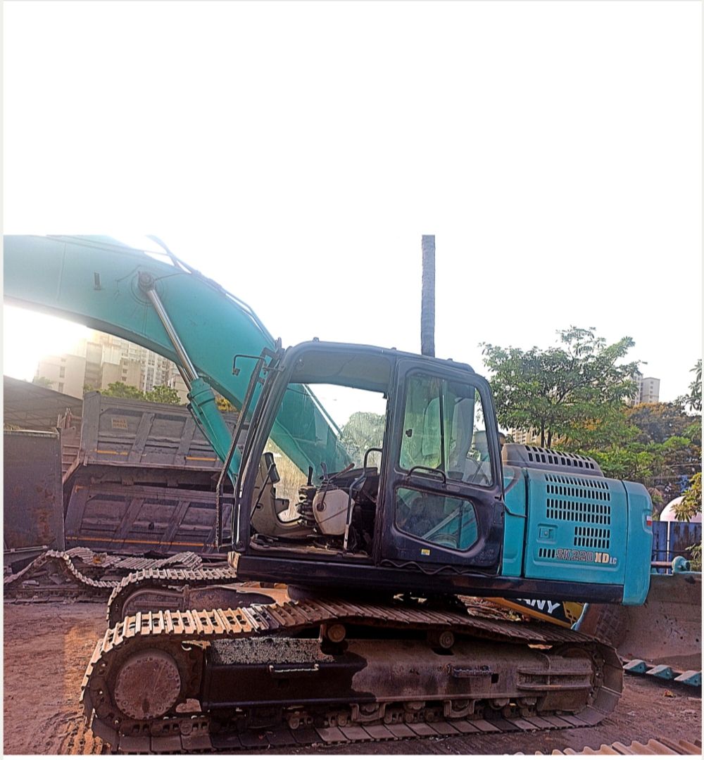 KOBELCO CRAWLER CRANE 220 2017