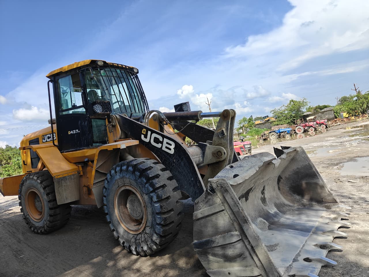 JCB WHEEL LOADER 437-BS IV 2022