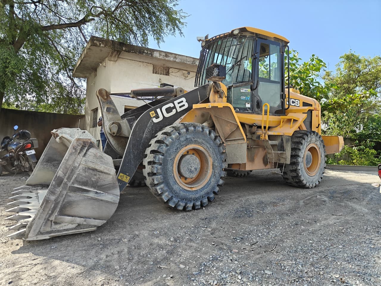 JCB WHEEL LOADER 437-BS IV 2022