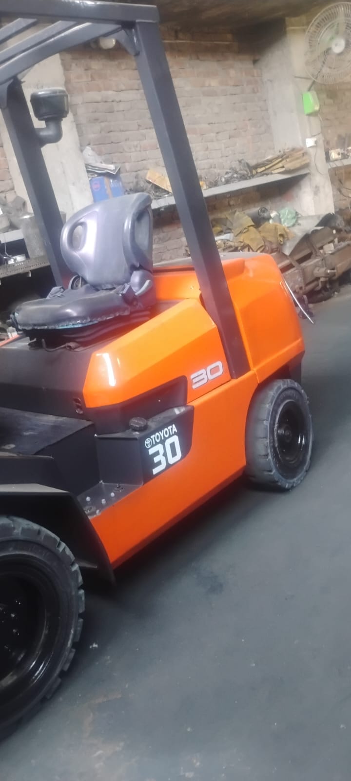 TOYOTA FORKLIFT FDZN30 2012