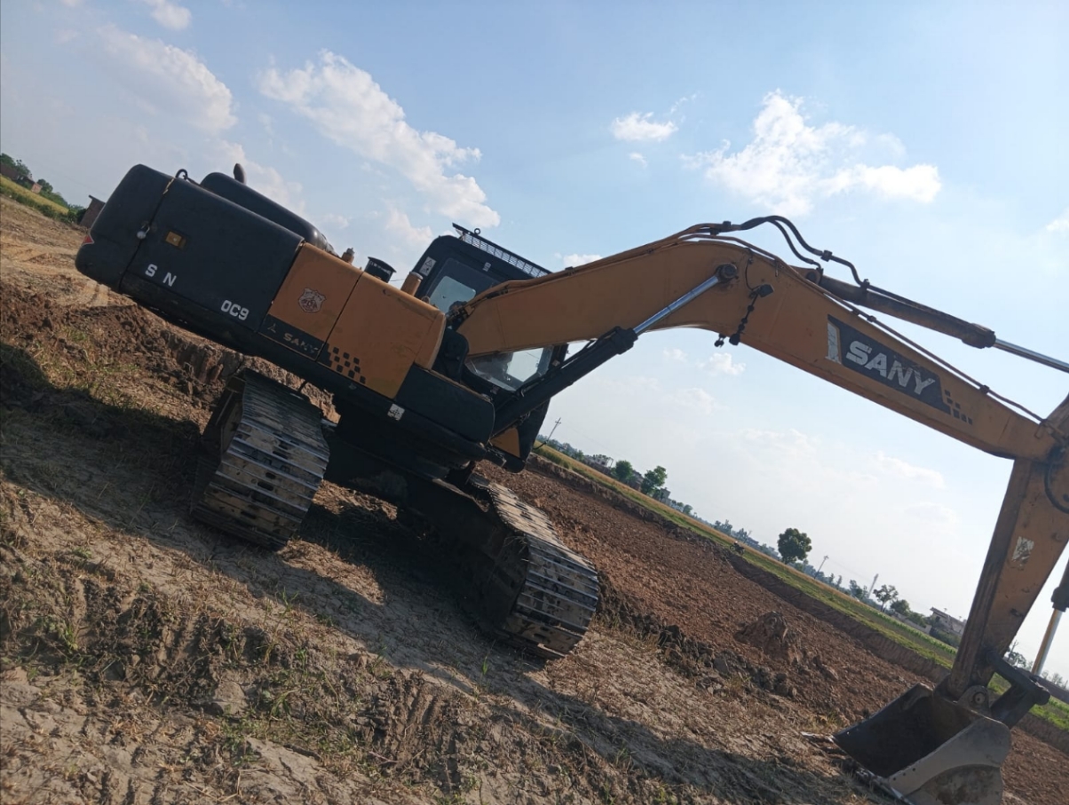 SANY EXCAVATOR 210 2017