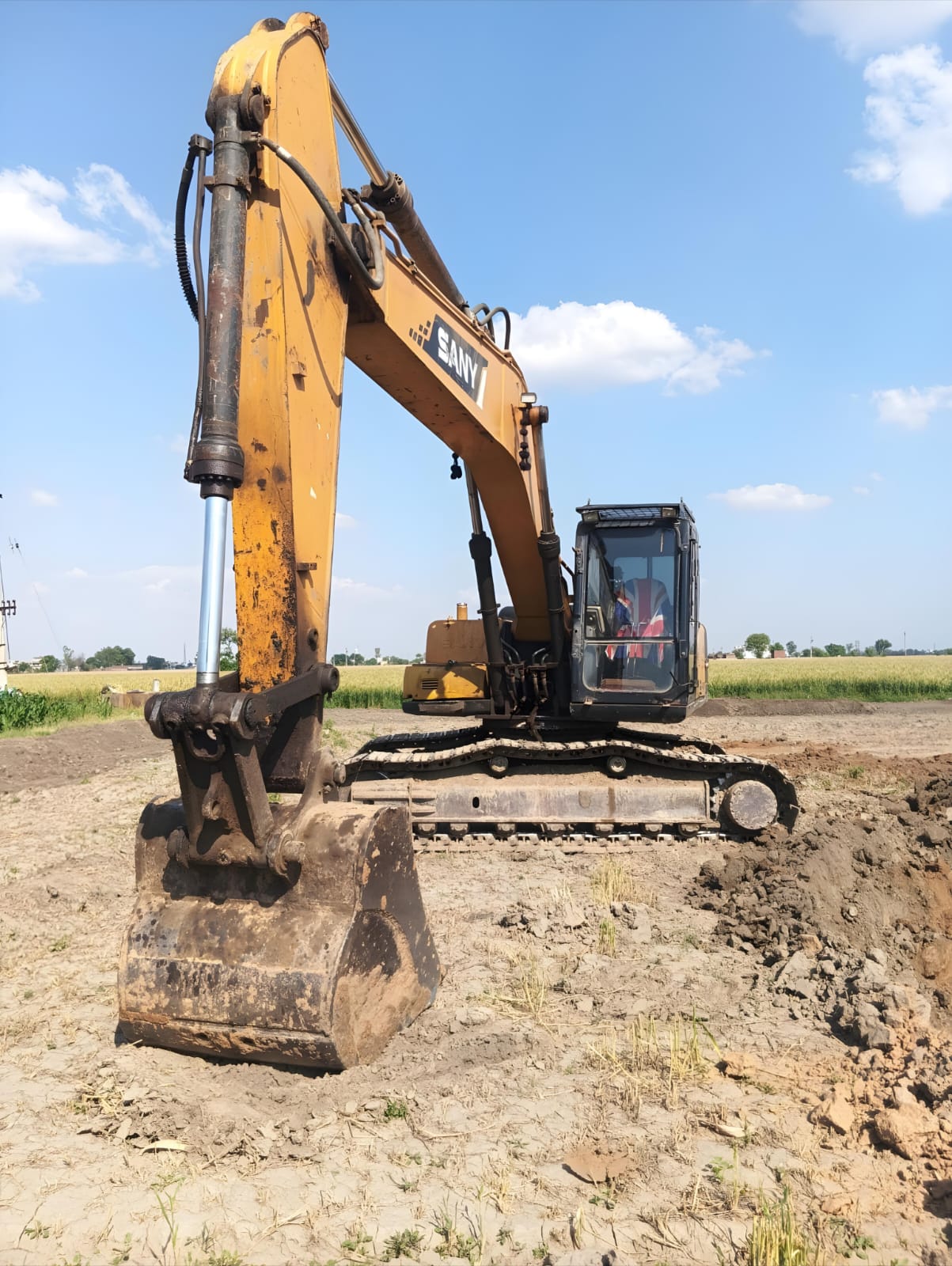 SANY EXCAVATOR 210 2017