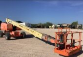 JLG BOOM LIFT 800S 2012