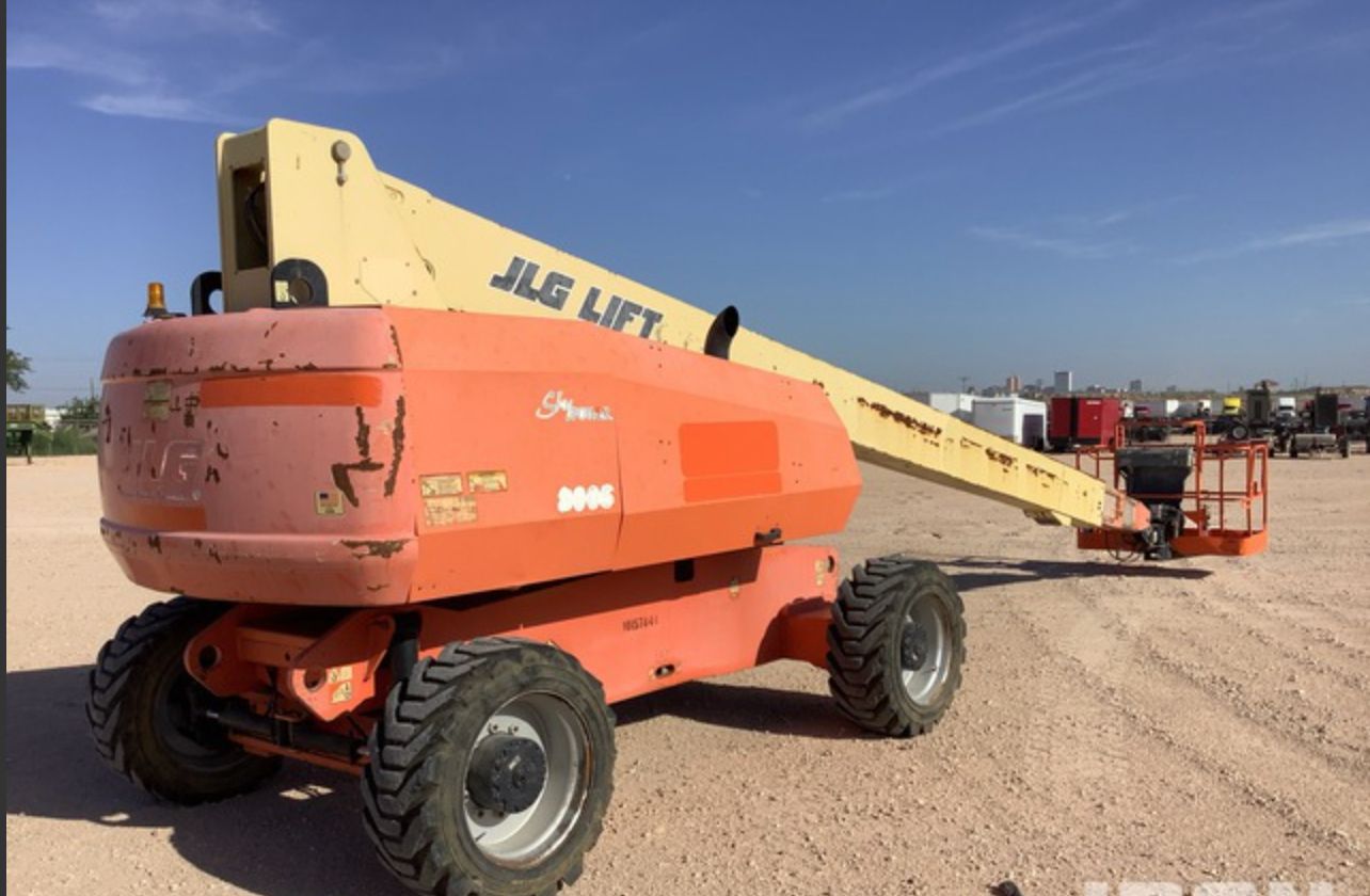 JLG BOOM LIFT 800S 2012