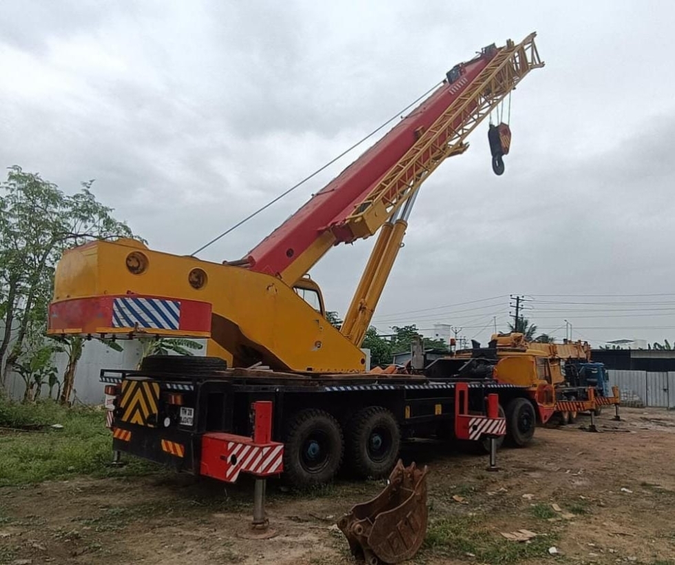 ZOOMLION TRUCK CRANE 60 TON QY60 2019