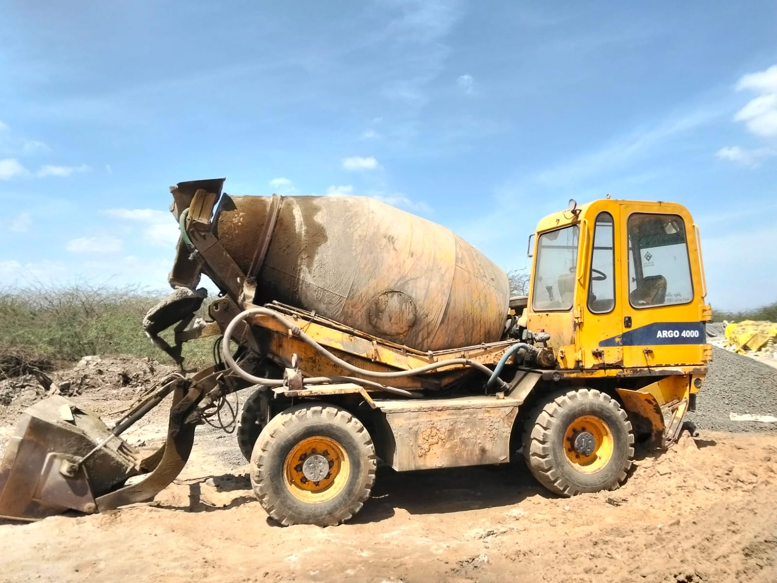 AJAX FIORI MIXER TRUCK ARGO 4000 2019