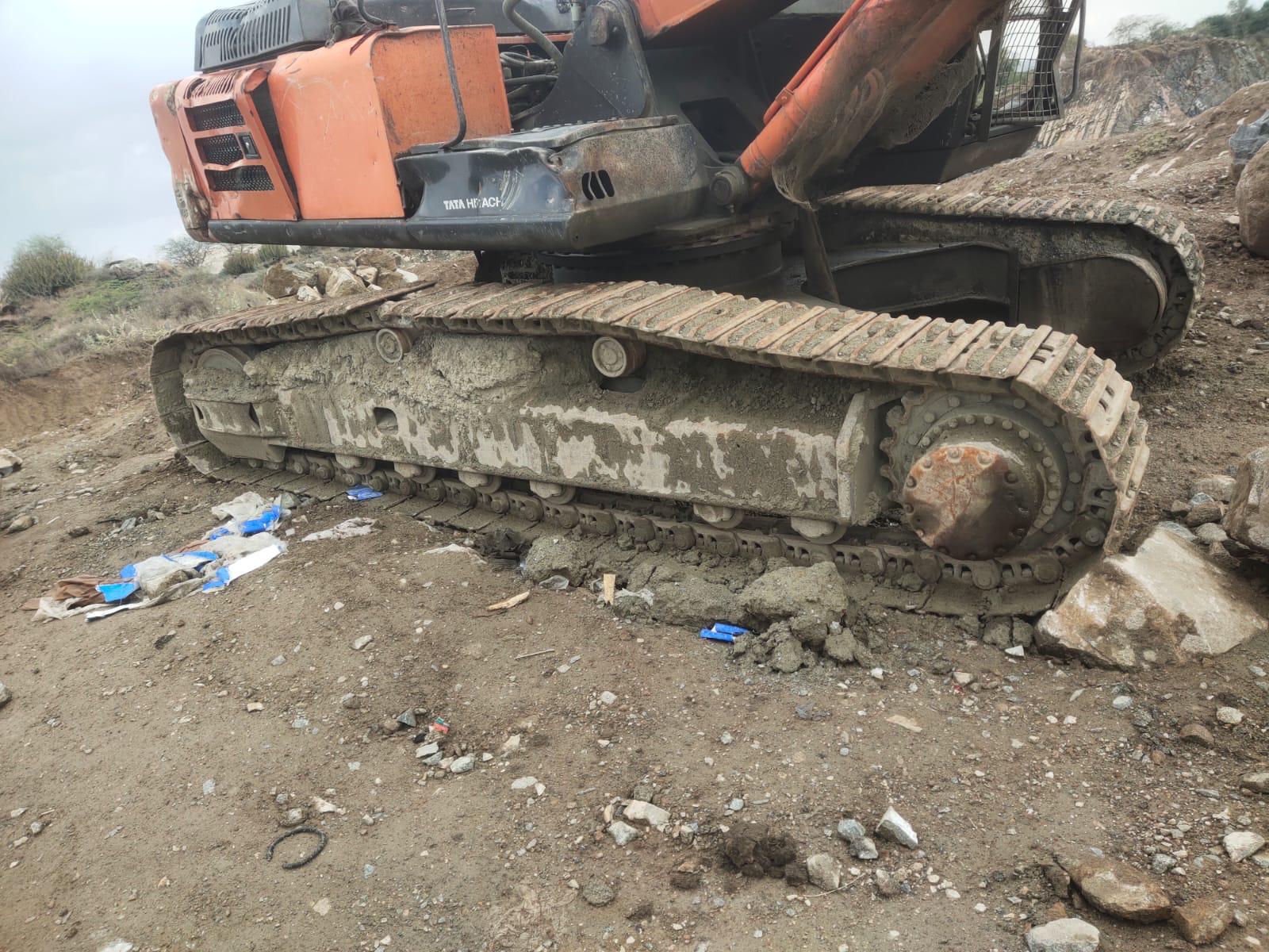 TATA HITACHI EXCAVATOR EX200 2020