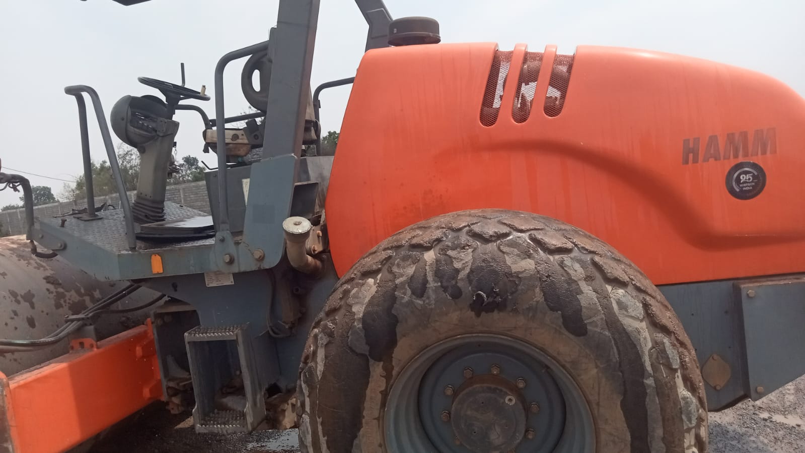HAMM SOIL COMPACTOR 311 ROLLER 2017