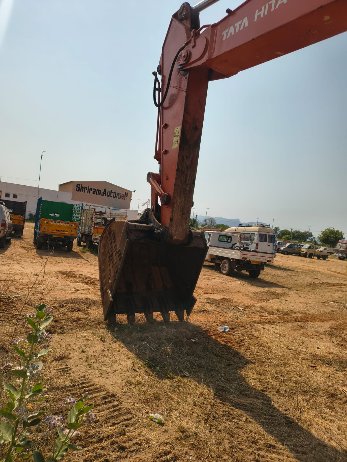 TATA HITACHI EXCAVATOR ZAXIS 370 2023
