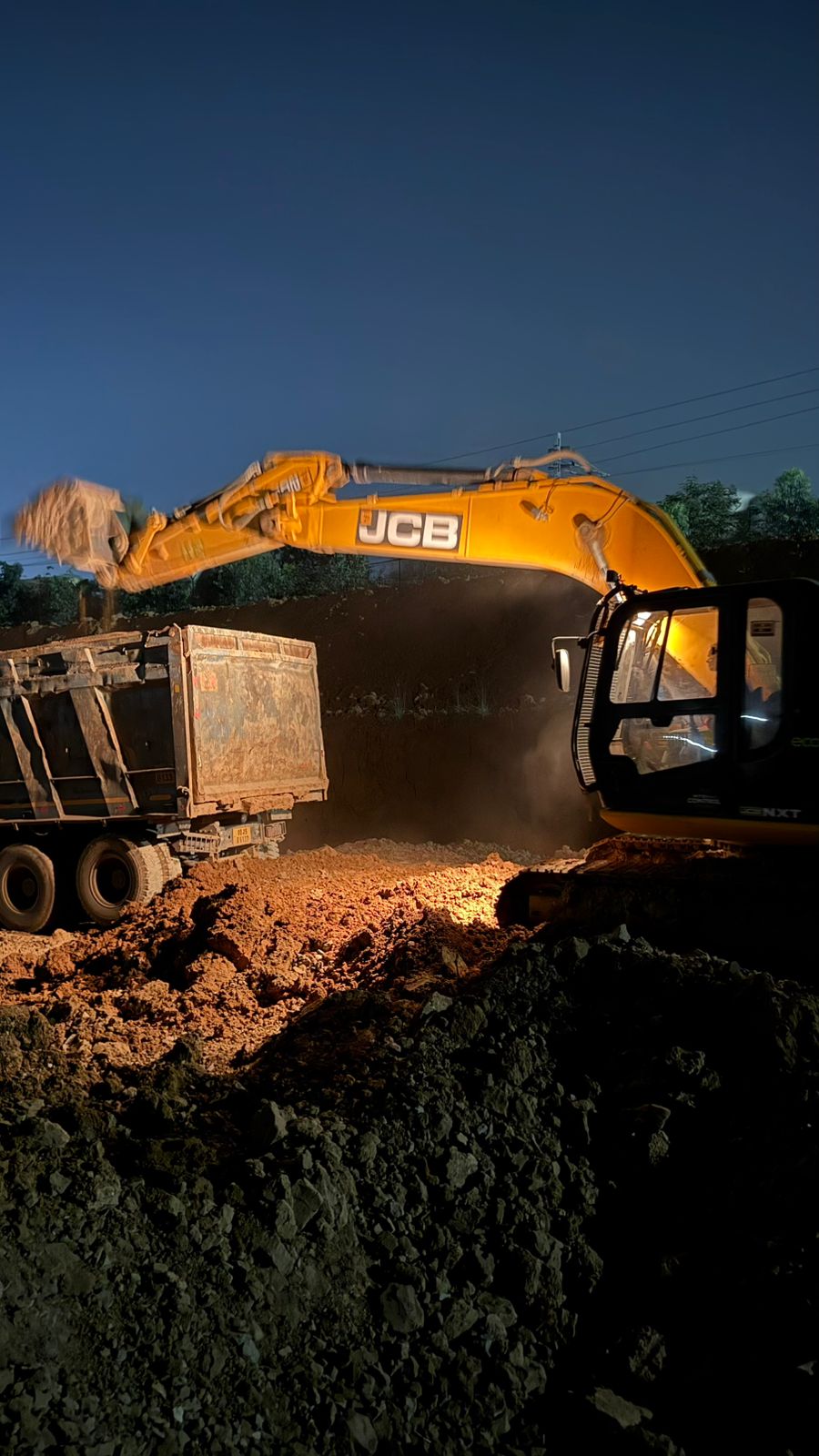 JCB EXCAVATOR JS205 2024