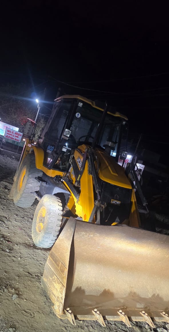 JCB BACKHOE 3DX PLUS 2023