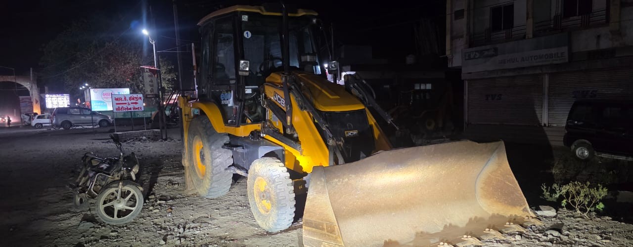 JCB BACKHOE 3DX PLUS 2023