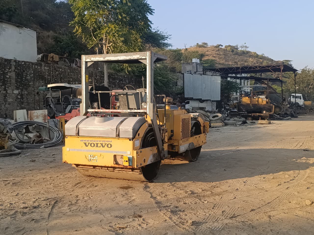 VOLVO DOUBLE DRUM ROLLER DD100 2016