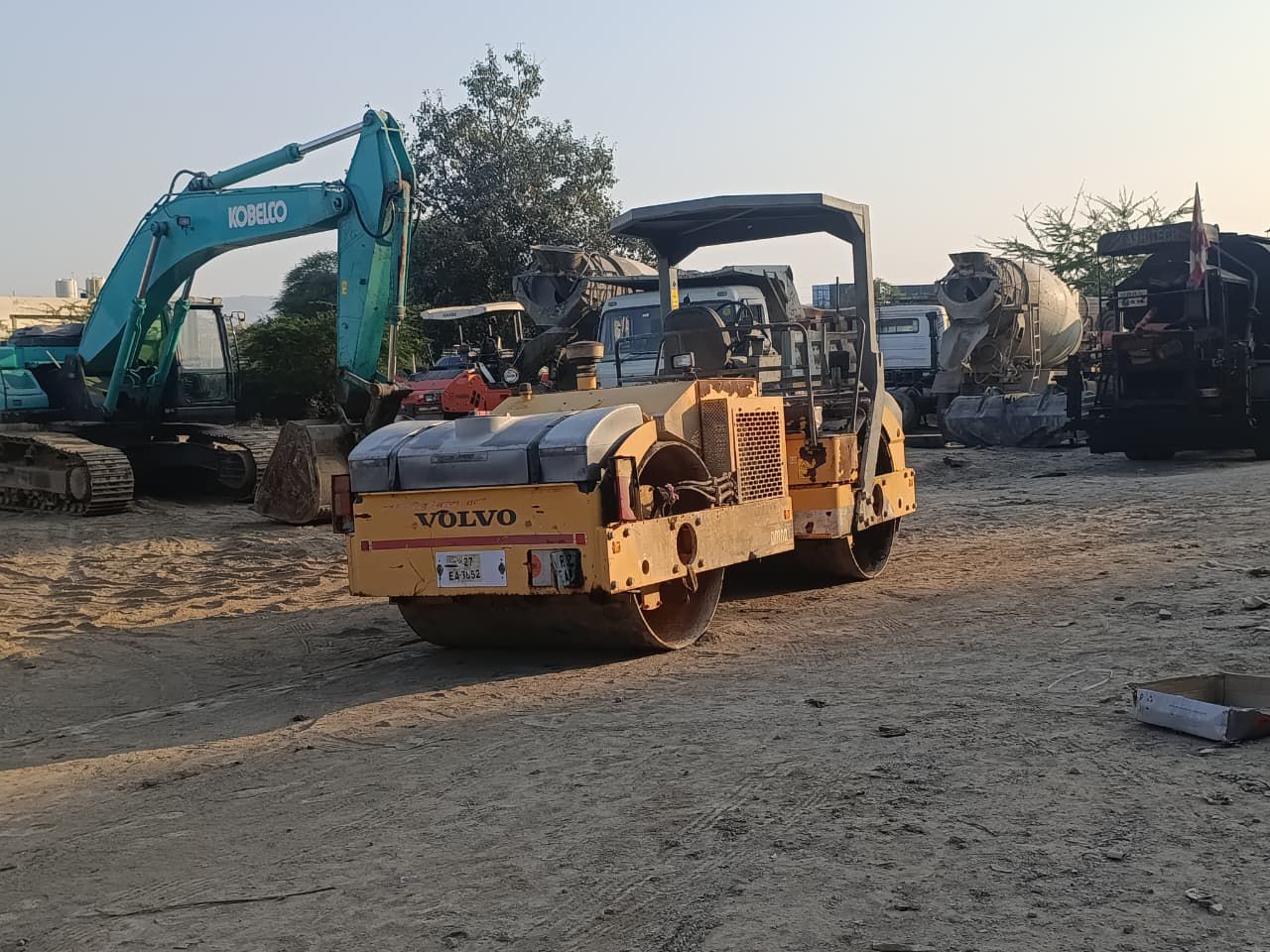VOLVO DOUBLE DRUM ROLLER DD100 2016