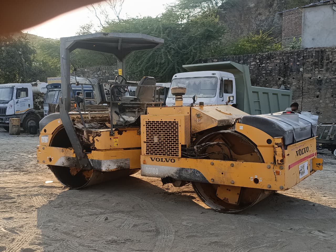 VOLVO DOUBLE DRUM ROLLER DD100 2016