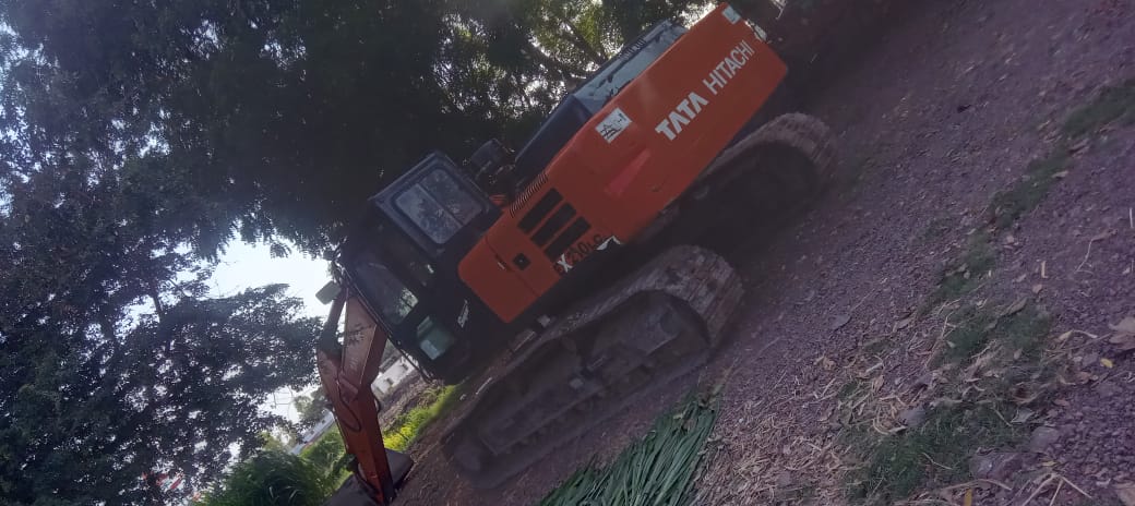 TATA HITACHI EXCAVATOR EX 210 2022