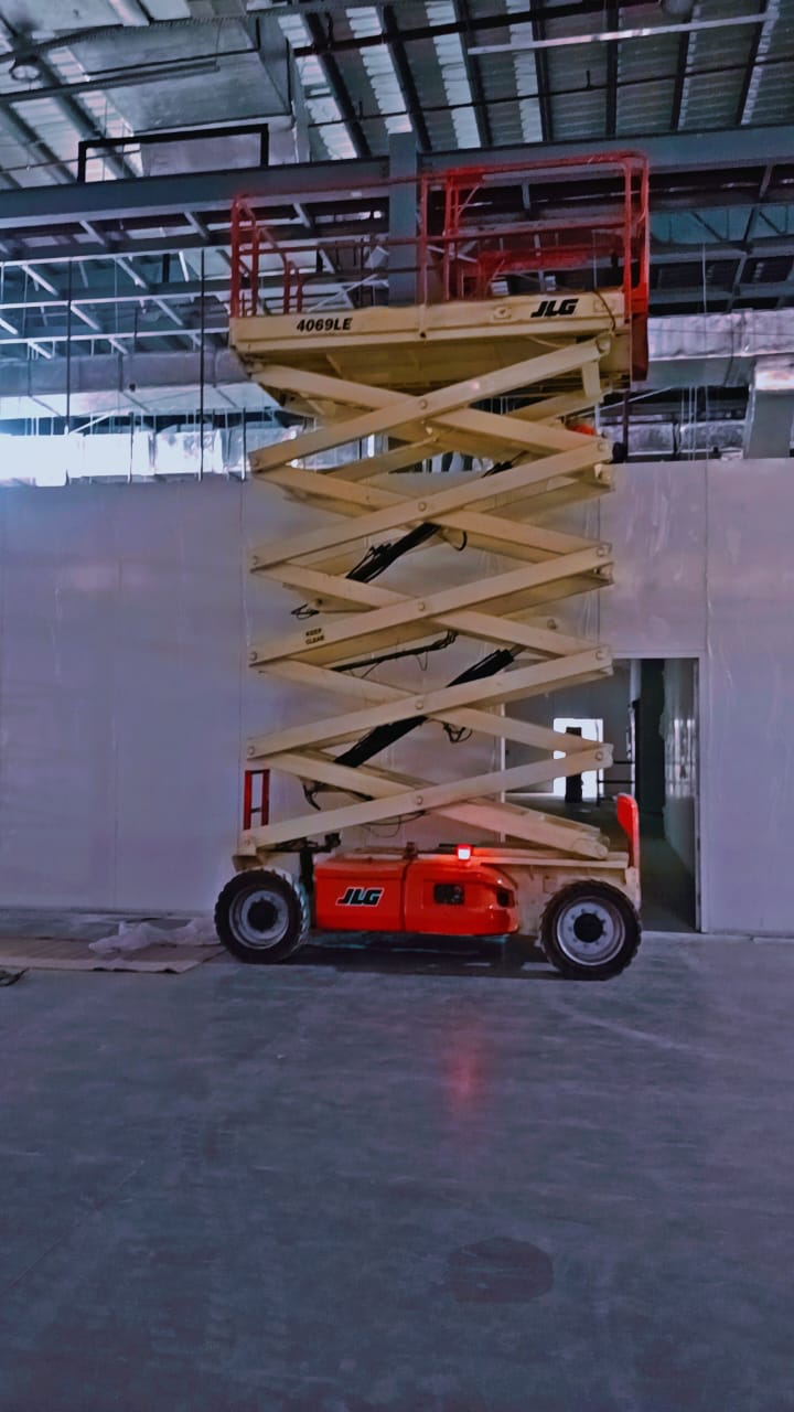 JLG 4069 2010 ELECTRIC