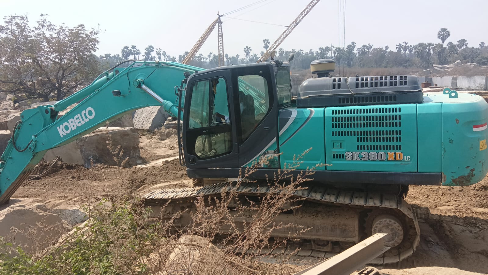 KOBLECO EXCAVAOR SK380XDLC 2023