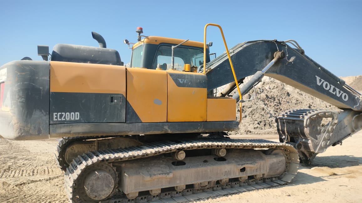 VOLVO EXCAVATORS EC200D 2021