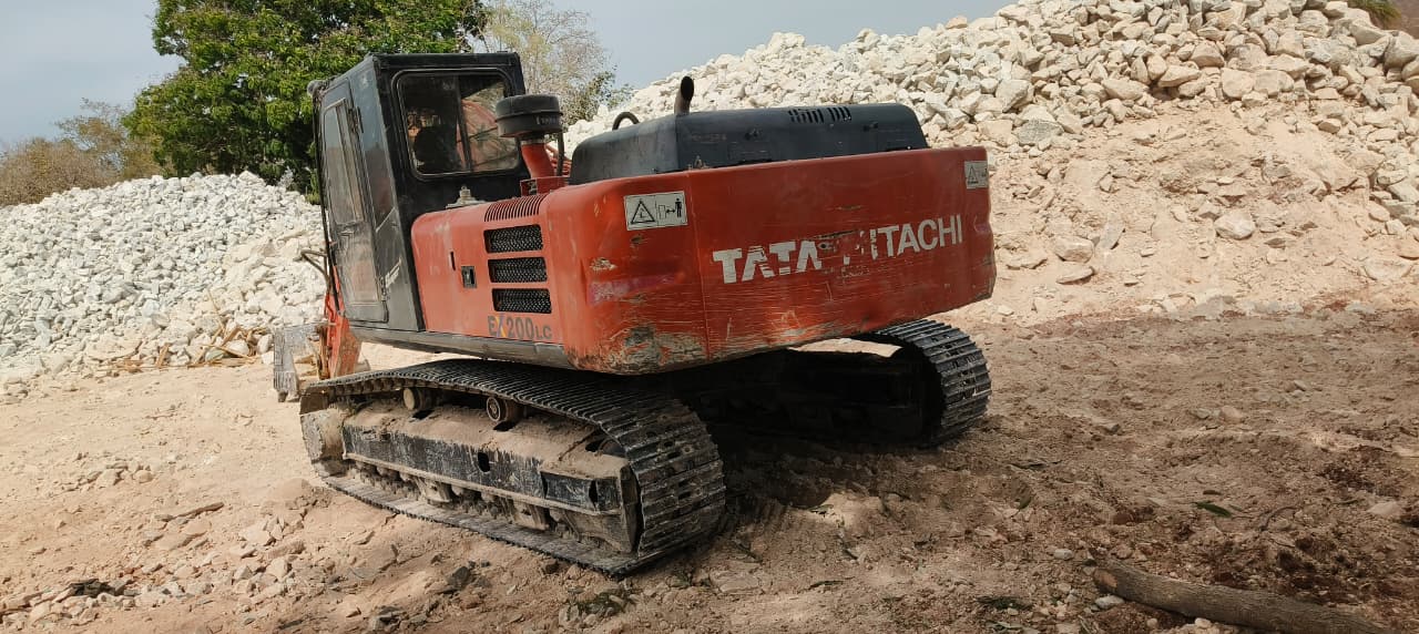 TATA HITACHI EXCAVATOR EX200LC 2022