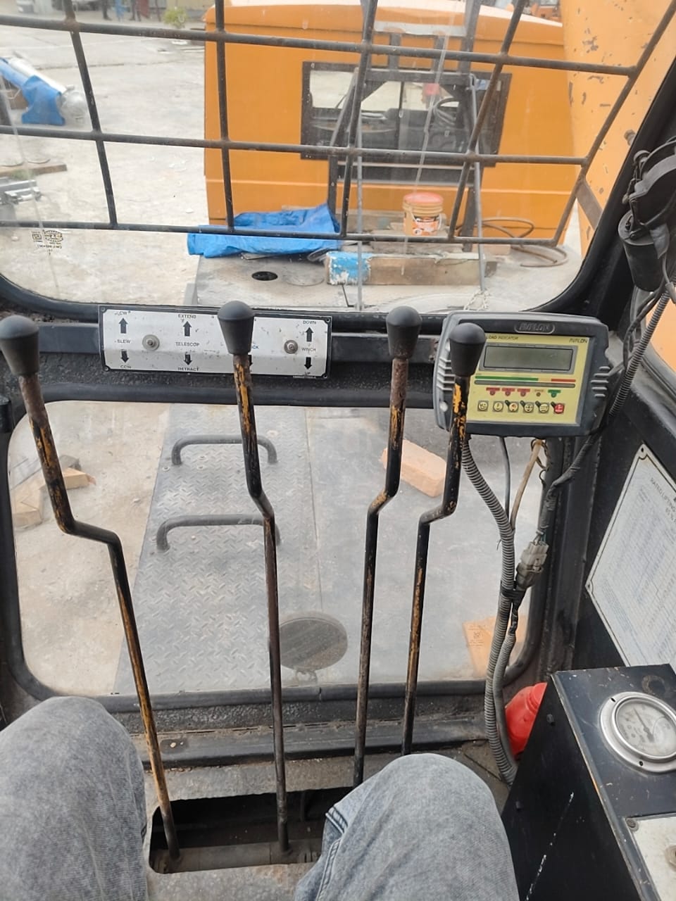 ACE TRUCK MOUNTED CRANE TM250 2015