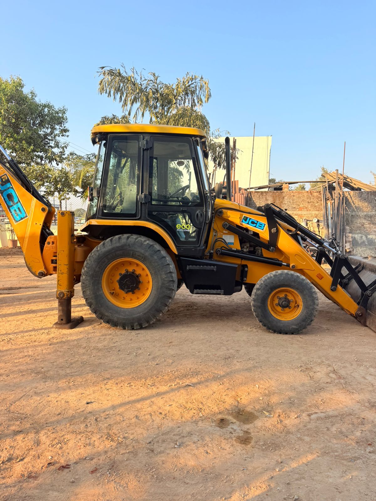 JCB BACKHOE 3DX 2020