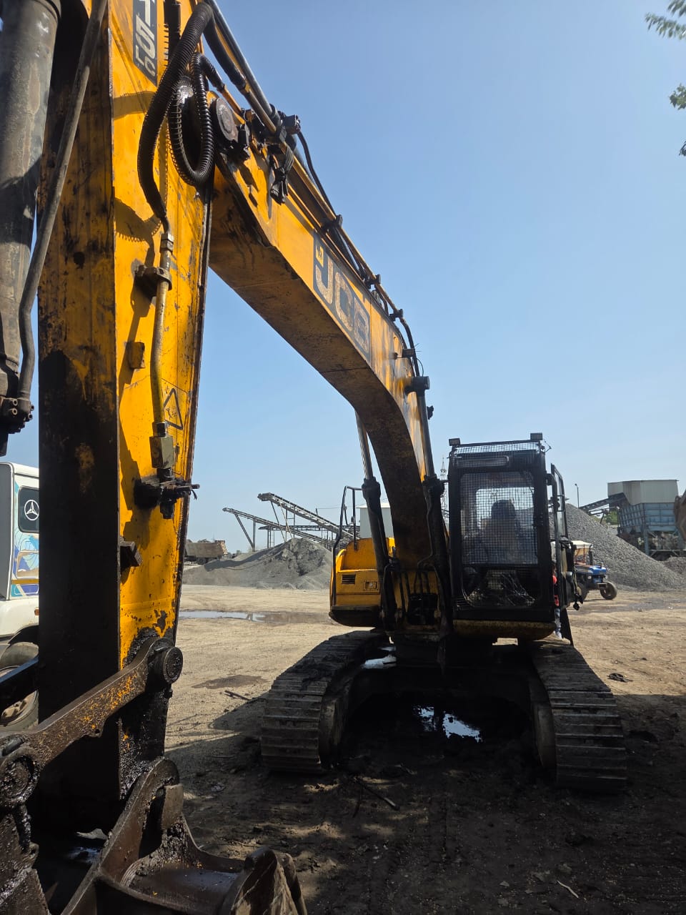 JCB EXCAVATOR JS205 2019
