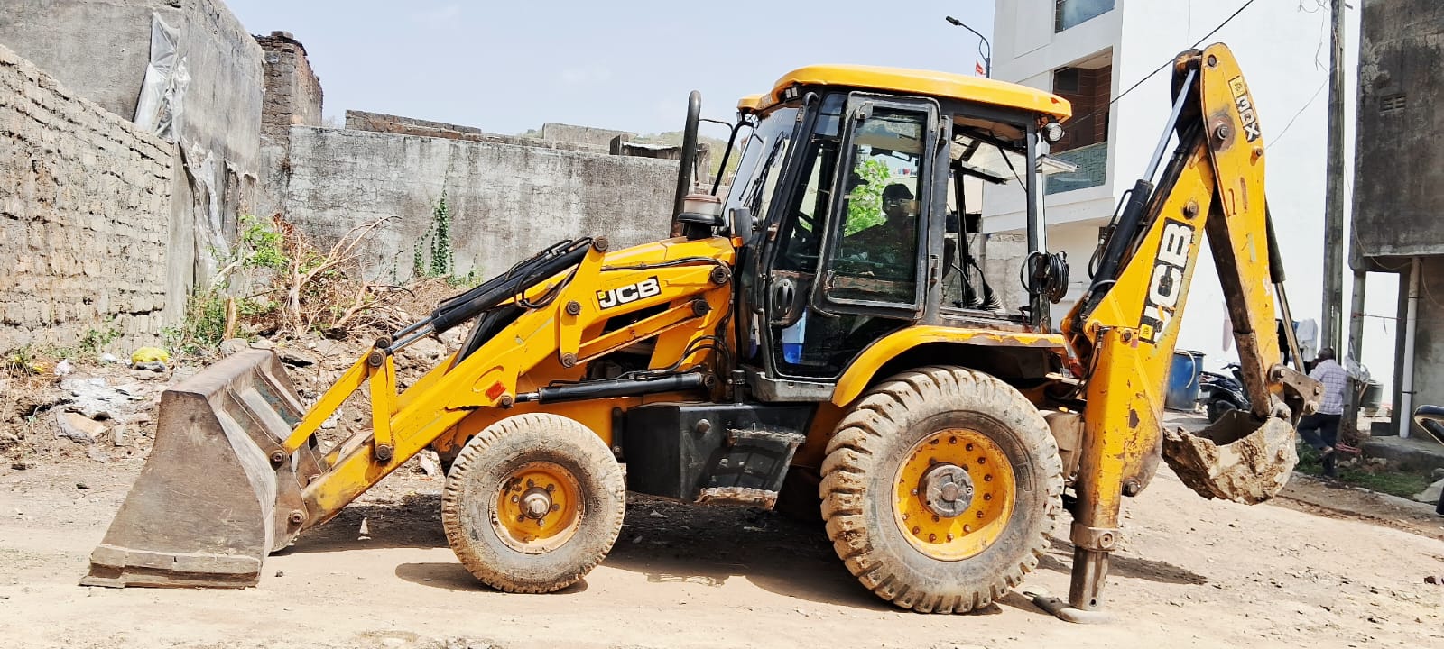 JCB BACKHOE 3DX 2014