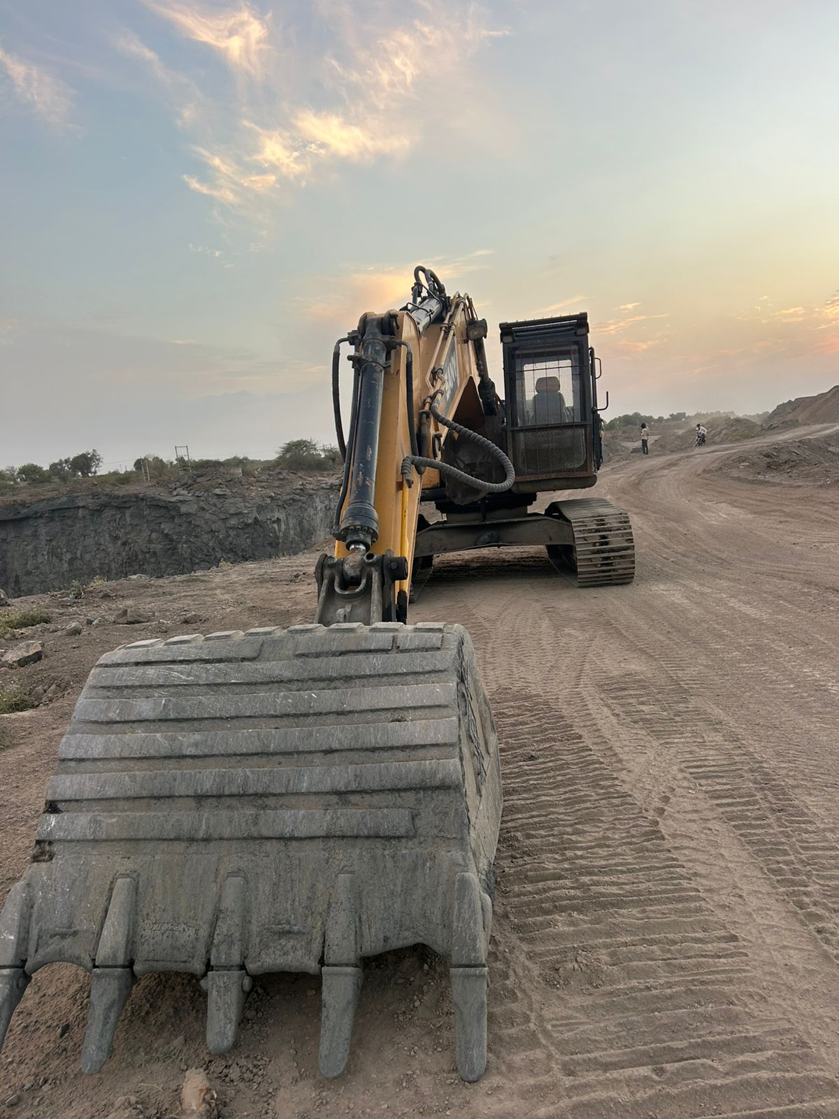 SANY EXCAVATOR SY225 2022