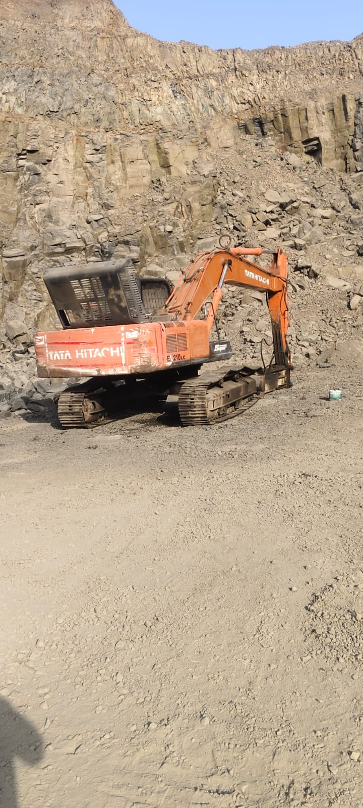 TATA HITACHI EXCAVATOR EX210 2018