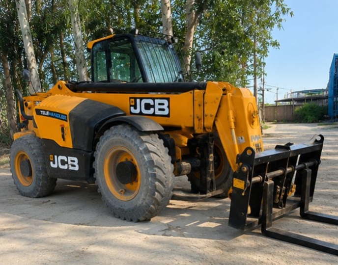 JCB TELEHANDLER 330 2022