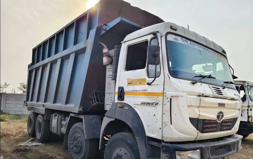 TATA SIGNA DUMP TRUCK 3530.TK 2025