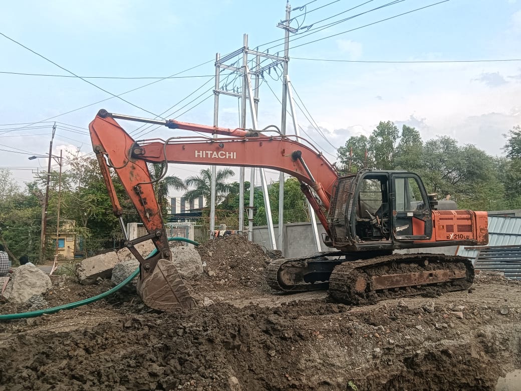 TATA HITACHI EXCAVATOR EX 200 2017