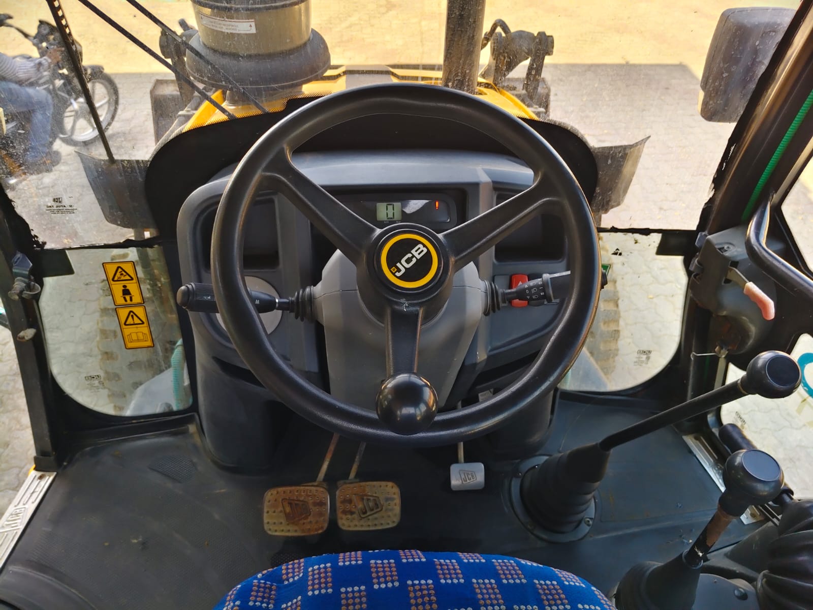 JCB BACKHOE 3DX 2023