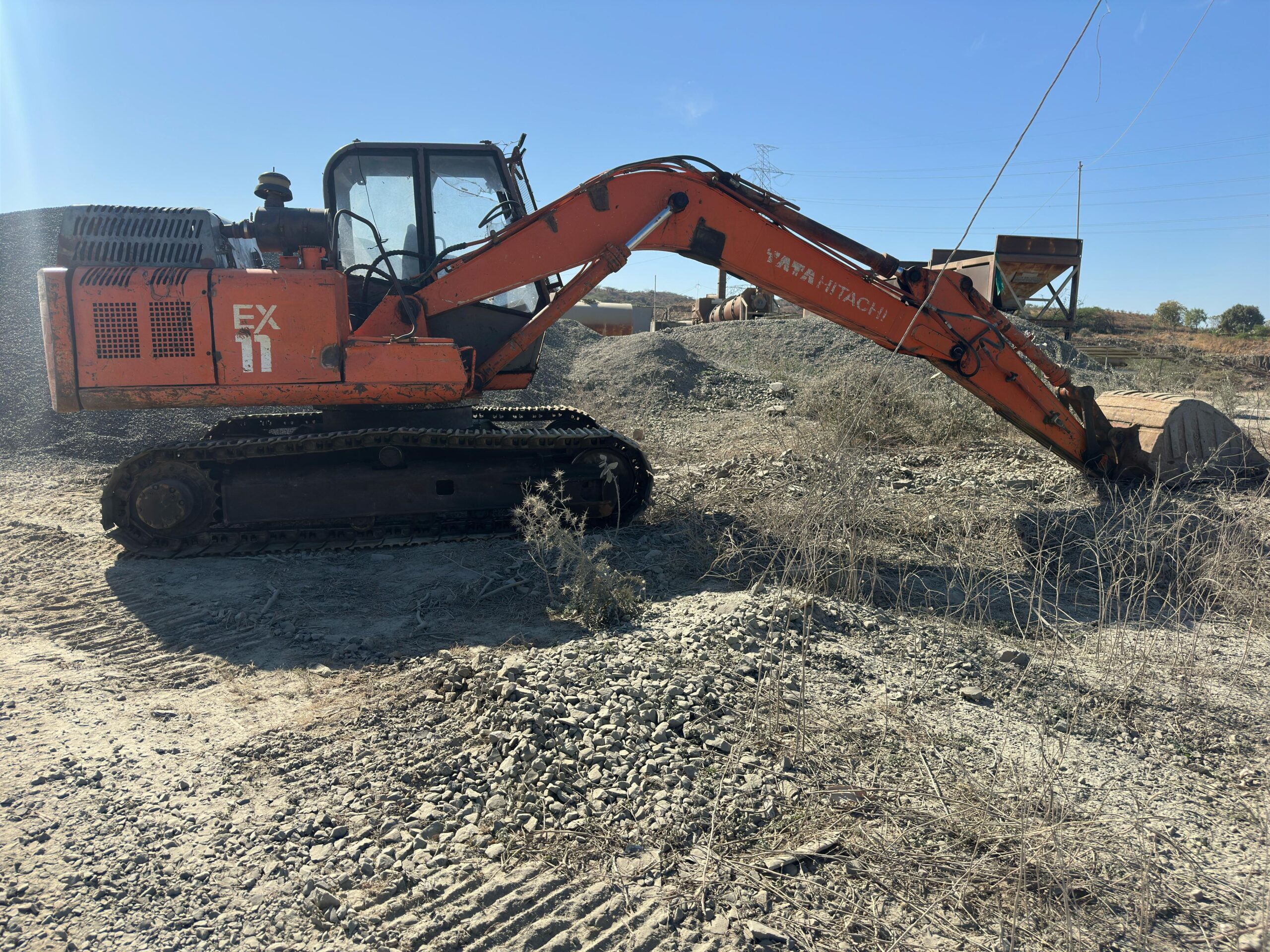 TATA HITACHI EXCAVATOR EX 110 2010