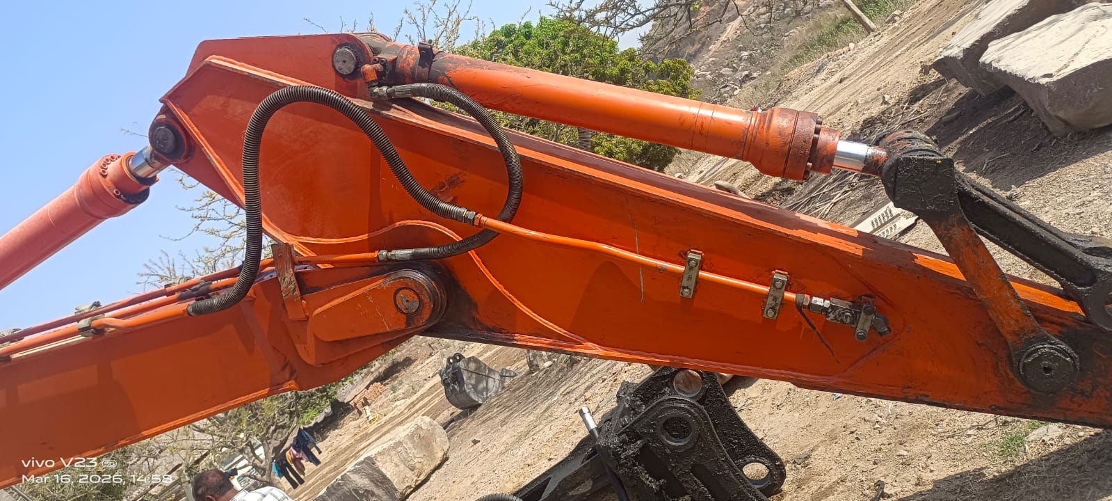 TATA HITACHI EXCAVATOR EX 210 2022