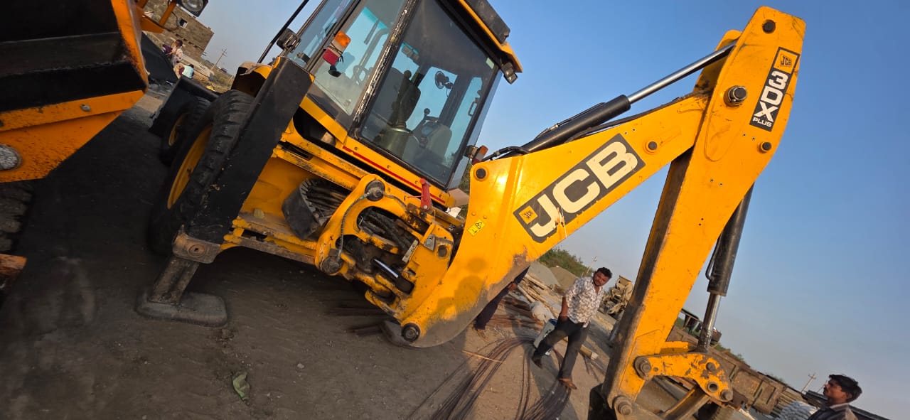 JCB BACKHOE 3DX 2023