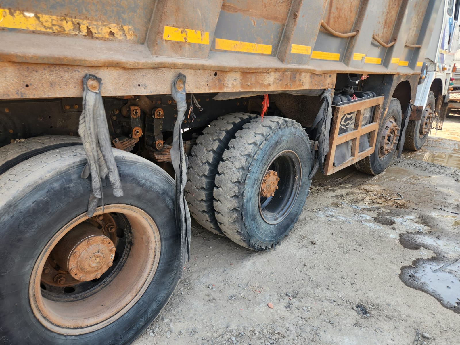 ASHOK LEYLAND DUMP TRUCK 3118 2019