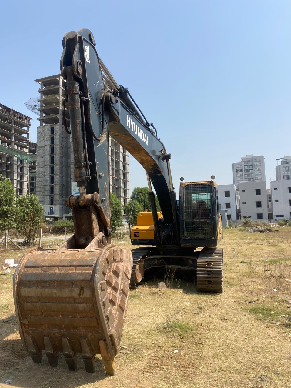 HYUNDAI EXCAVATOR R210 2021