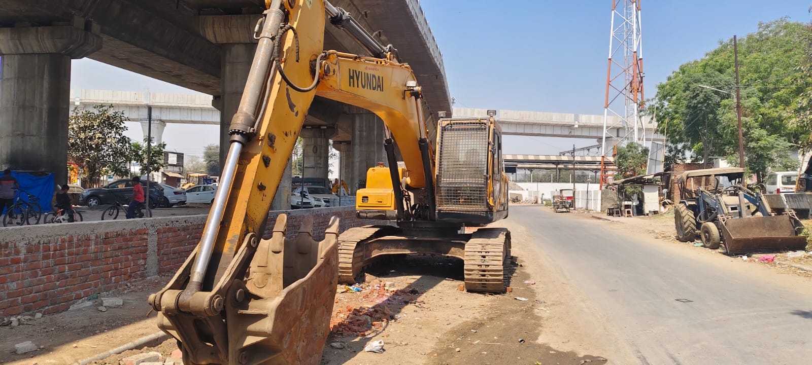 HYUNDAI EXCAVATOR R215 SMART 2018