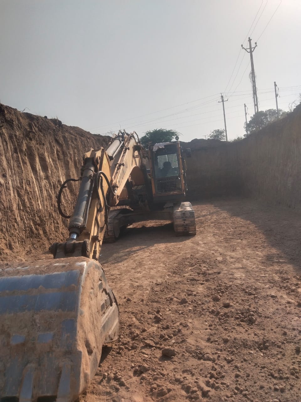 HYUNDAI EXCAVATOR R215 SMART PLUS 2020